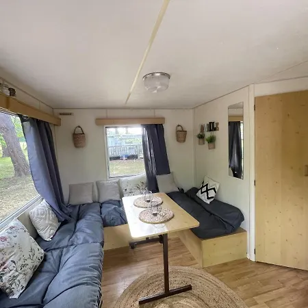 Campsite Mobile En Foret Braize