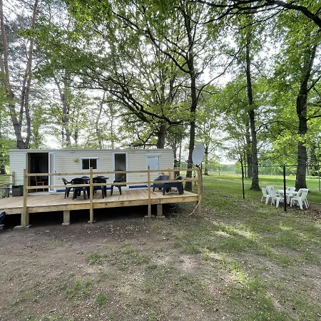 Mobile En Foret Campsite
